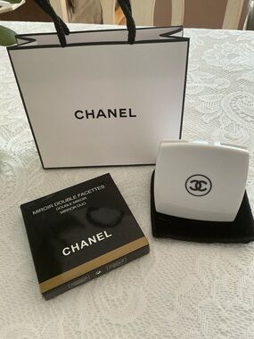 CHANEL Authentic White  Compact Mirror Duo with Box & Gift Bag